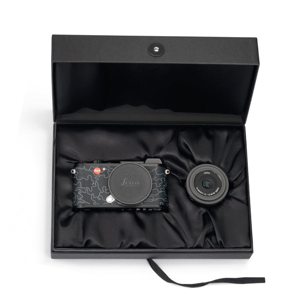 View of Leica CL “URBAN JUNGLE by JEAN PIGOZZI” Camera inside it's custom box